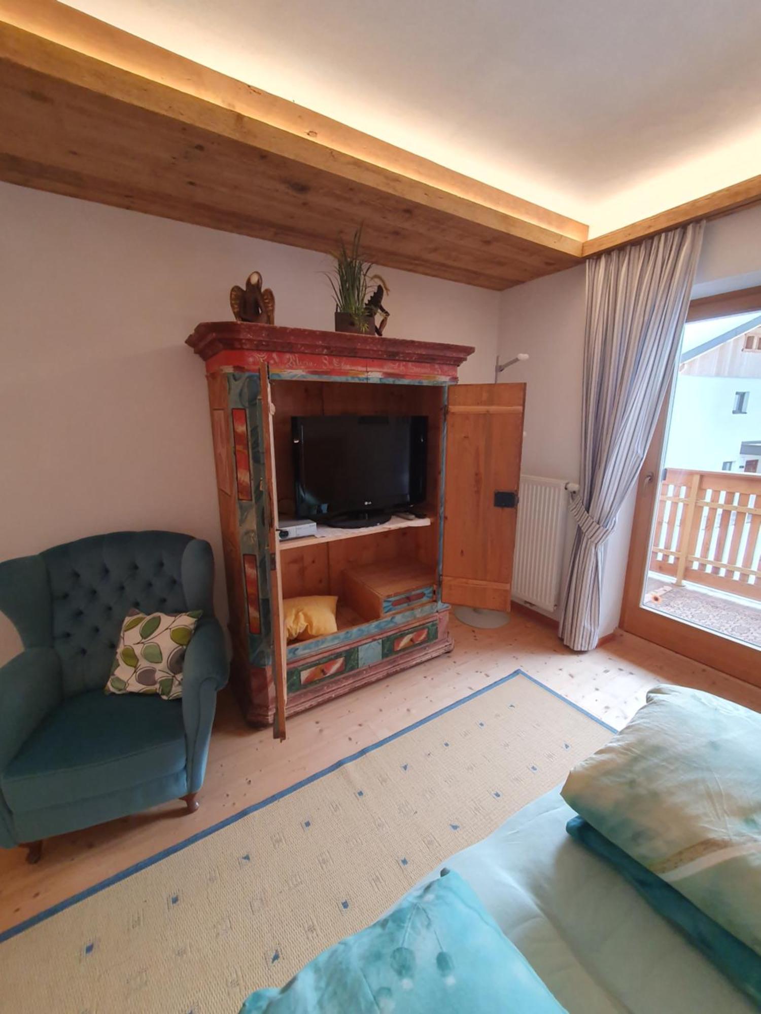 Apartement Schuster Lake Prags Braies Екстериор снимка